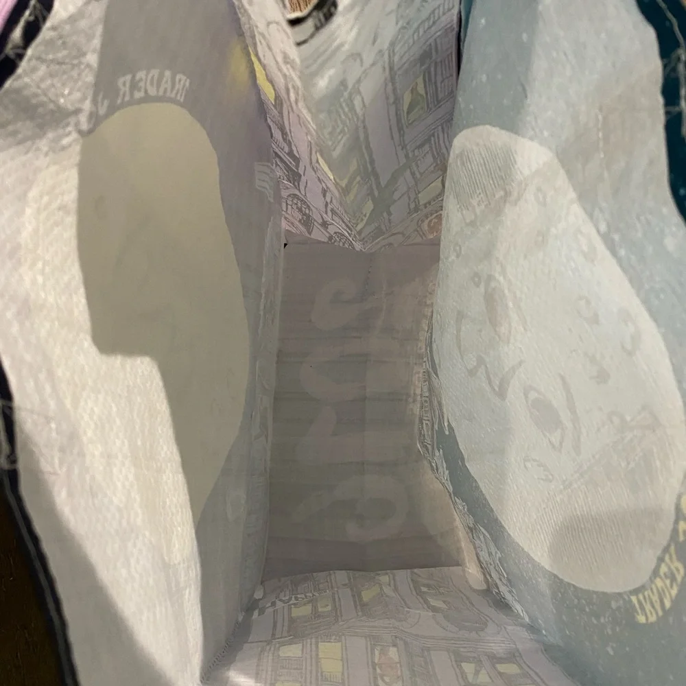 Trader Joe's 2016 Moon Reusable Bag Limited Edition Happy New Year Moon NEW NWOT - Picture 13 of 16